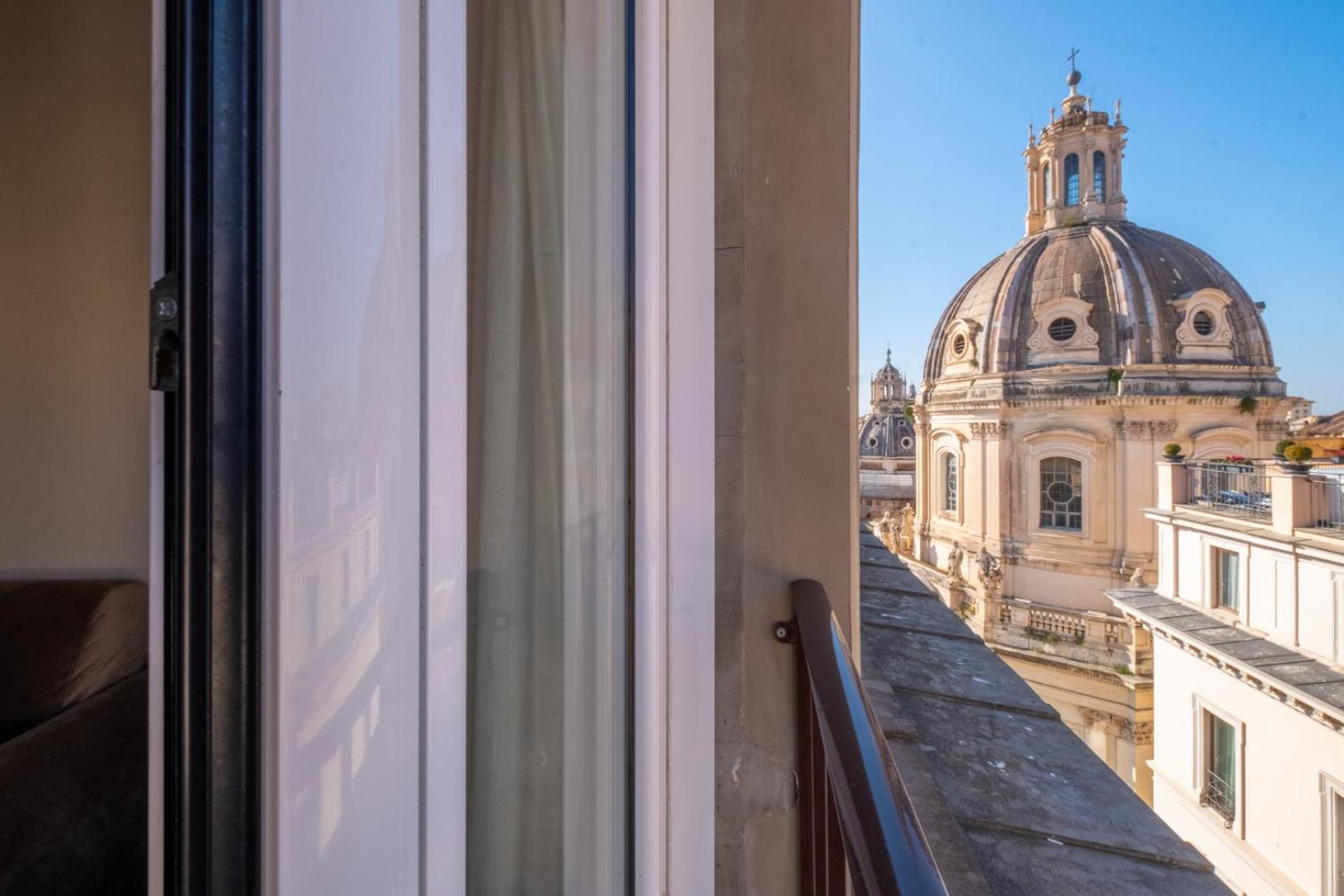 Elegant And Luxury Apartment @Altare Della Patria روما المظهر الخارجي الصورة